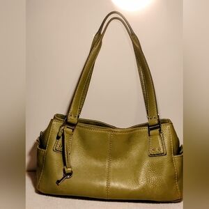 Fossil key . VINTAGE OLIVE GREEN FOSSIL BEST OF LEATHER PURSE